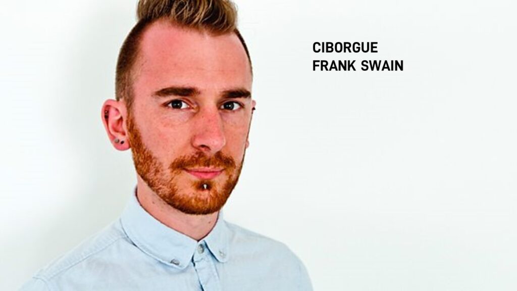 2014. CIBORGUE FRANK SWAIN Eu escuto WI-FI